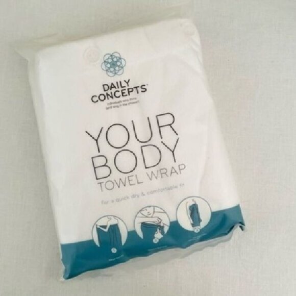 Daily Concepts White Body Towel Wrap Quick Dry Soft Secure Button Closure - Picture 2 of 10